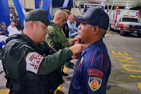 ACTO DE BOMBEROS CABIMAS ASCENSOS 4 R