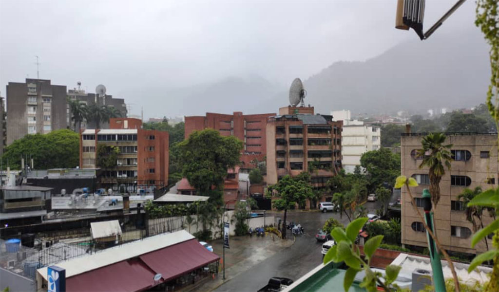 Reportan varias zonas de Caracas sin servicio eléctrico