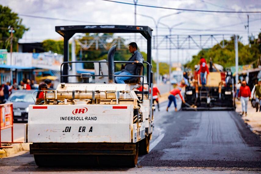 Corredor vial Luis Hómez se suma al Plan Zulia en el Oeste con colocación de asfalto e iluminación (4)
