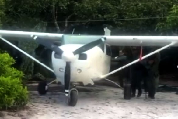 FANB destruye aeronave de narcos en Autana del Amazonas 2 R