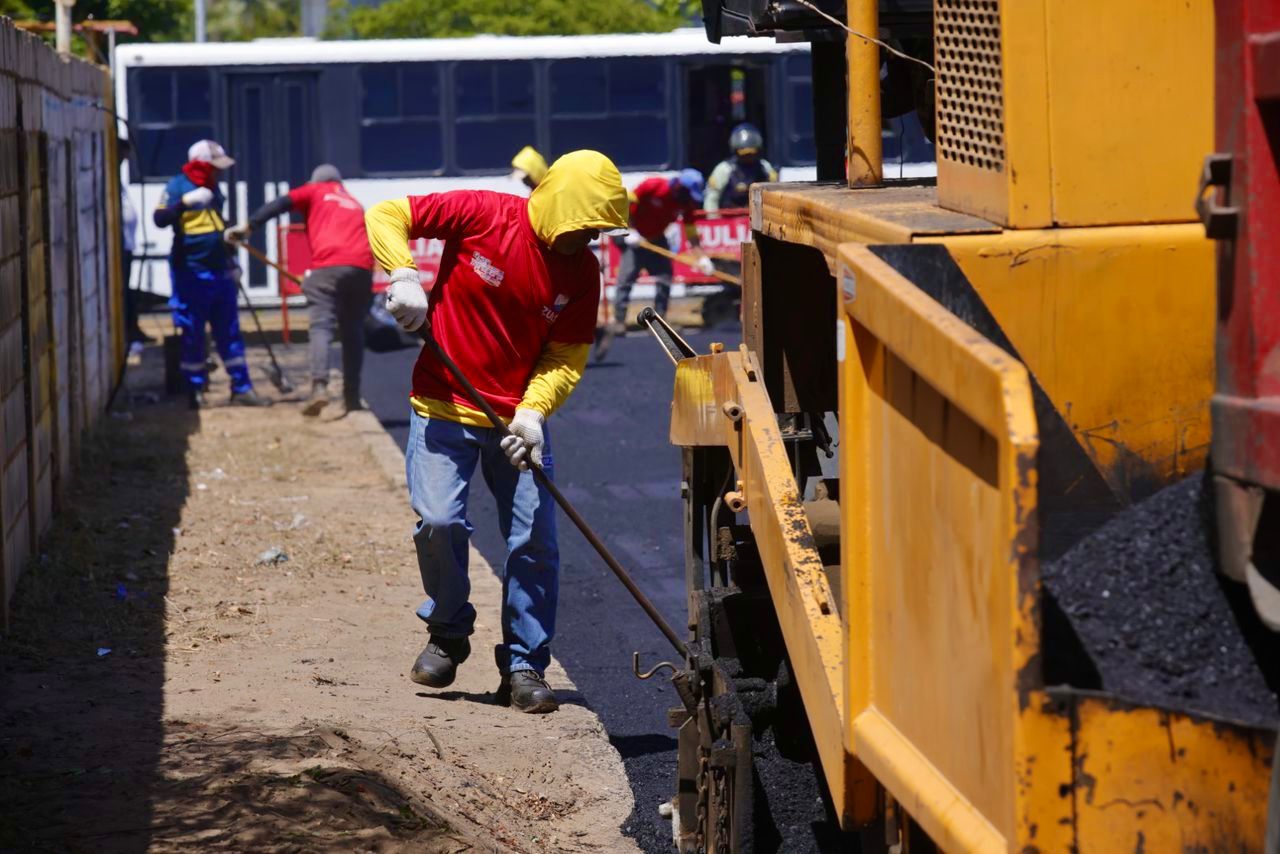 Gobernador Caldera inicia la semana con atención a los servicios públicos