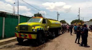 En el barrio "Bolívar" de la parroquia Francisco Eugenio Bustamante de Maracaibo, una trágica noticia ha conmocionado a la comunidad. Dianca Baite, una niña de 9 años con condiciones especiales, falleció tras un incendio que se desató en su vivienda durante el mediodía.
