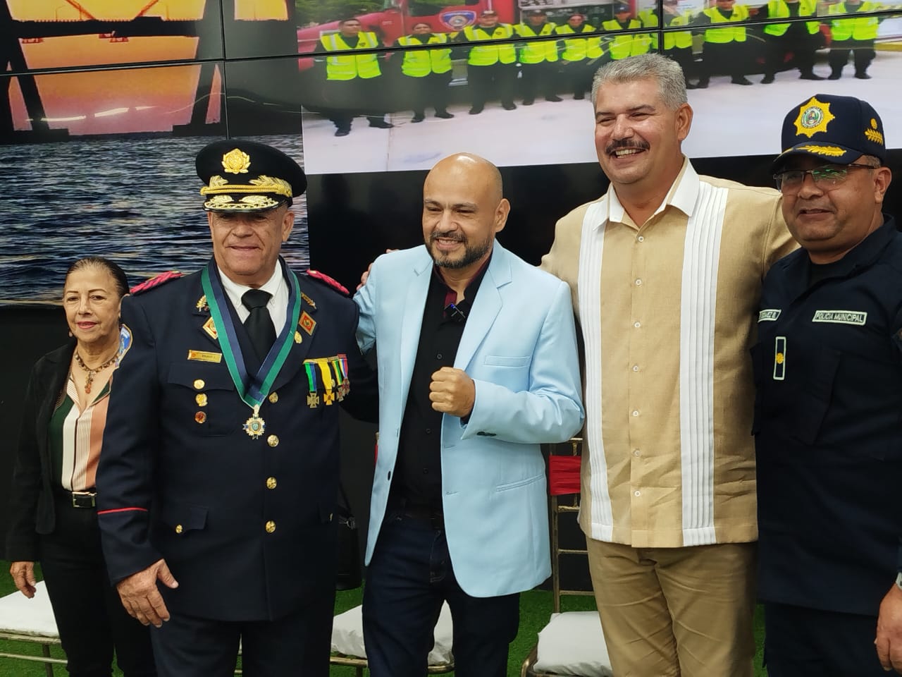 En la ceremonia se otorgaron 40 ascensos a funcionarios operativos, en reconocimiento a su trayectoria, antigüedad y cumplimiento de los estándares profesionales exigidos por cada jerarquía