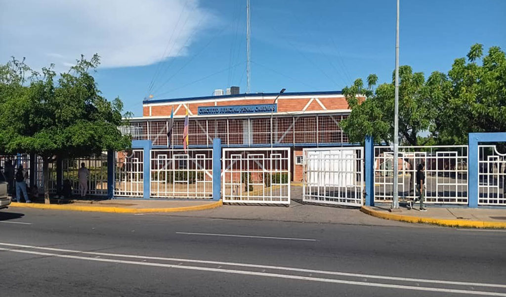 La audiencia estaría a cargo del juez tercero de control con sede en Cabimas, Roxxi Méndez Bravo y se llevaría a cabo en el Circuito Judicial Penal, situado en la carretera H , sector Tierra Negra de Cabimas.