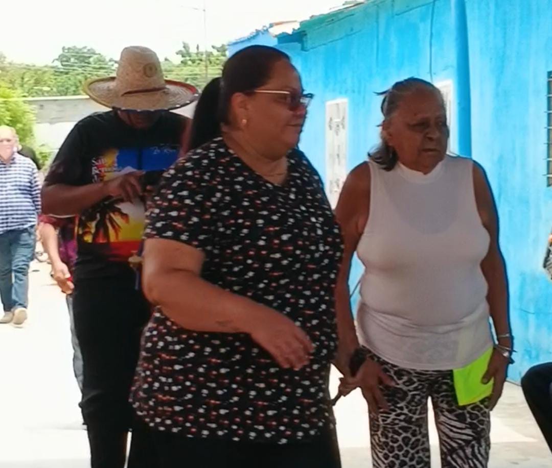 Último adiós a la dirigente social Rosa Borjas 11