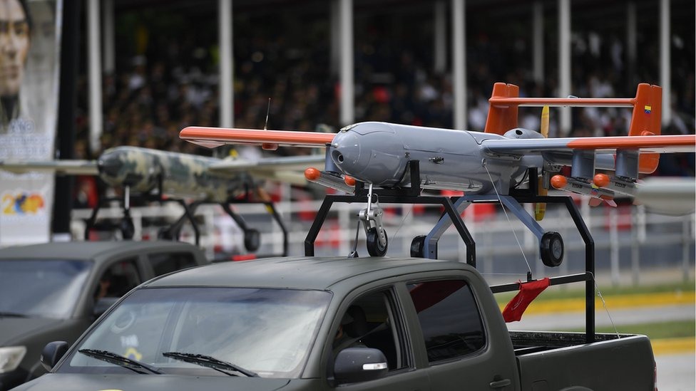 Gobierno prohíbe drones en Venezuela 