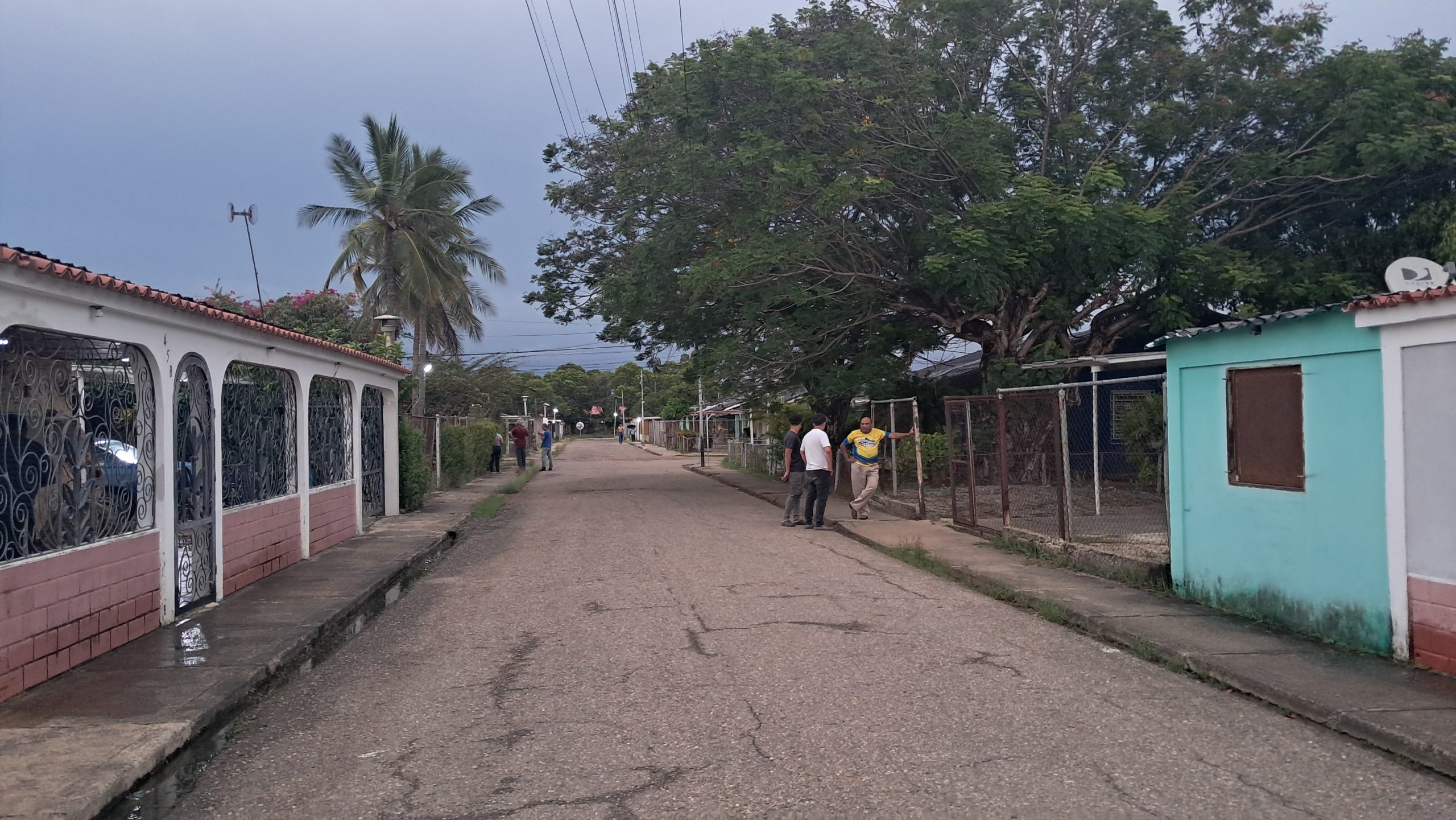 Cerca de las 06:15 de la tarde de este 24 de septiembre de 2025 se sintió un fuerte temblor en la ciudad de Bachaquero, municipio Valmore Rodríguez del estado Zulia.