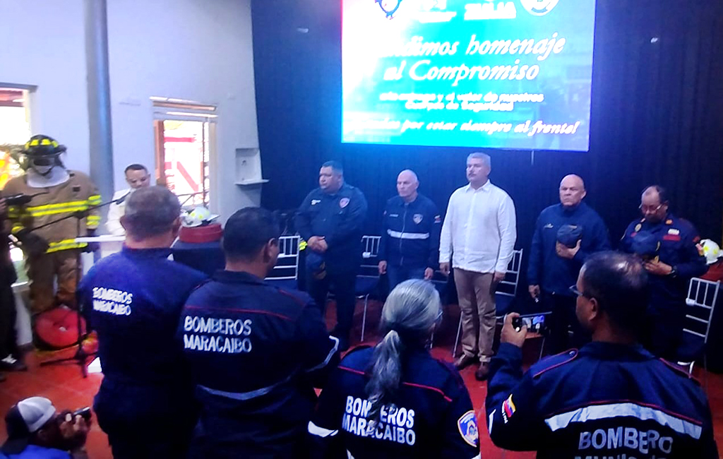 Bomberos de Maracaibo reciben equipos