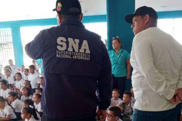 Gobernación del Zulia y Frente Preventivo dan la bienvenida al nuevo periodo escolar con un abordaje en la E.B.N. San Francisco.