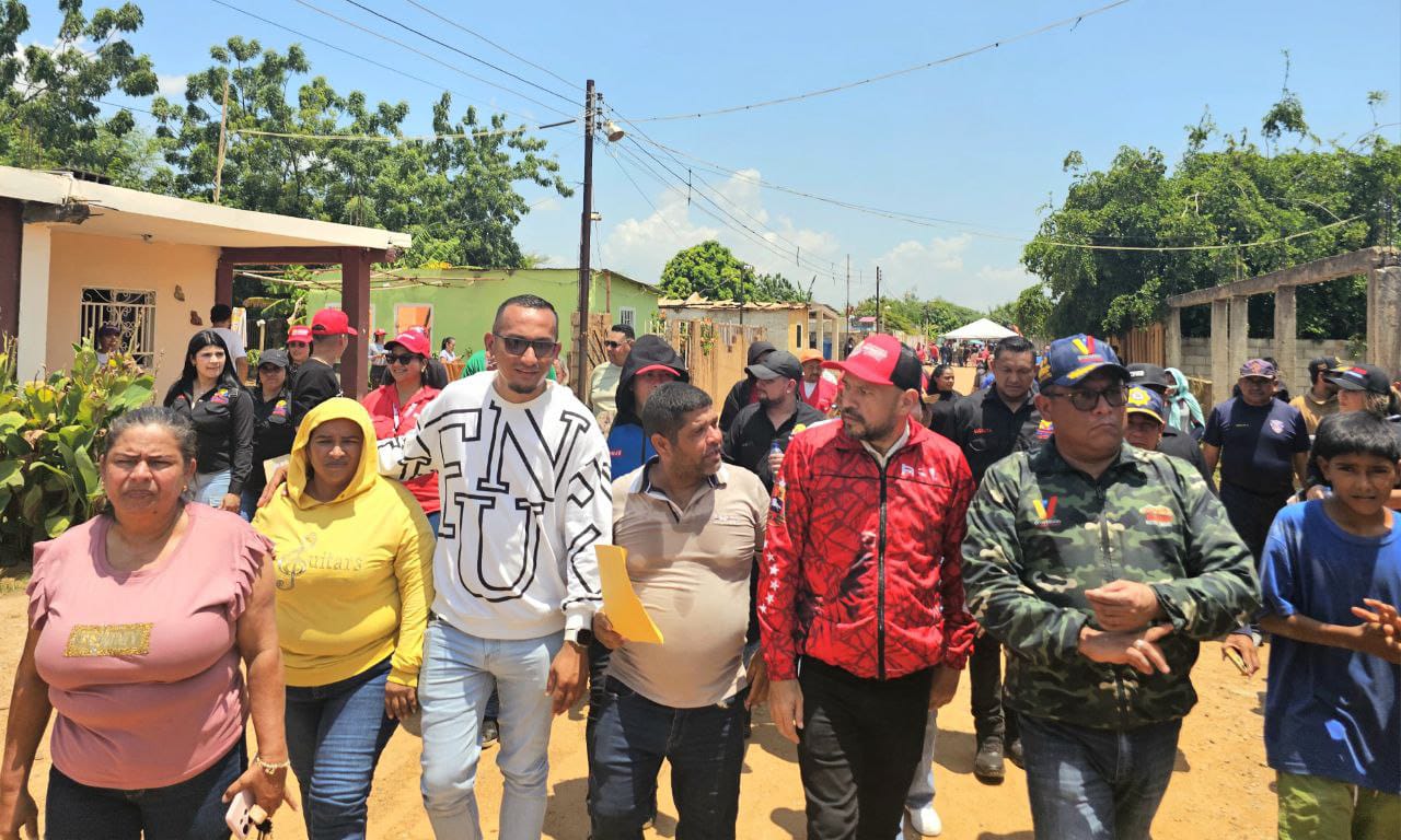 Materiales de construcción a afectados por la explosión