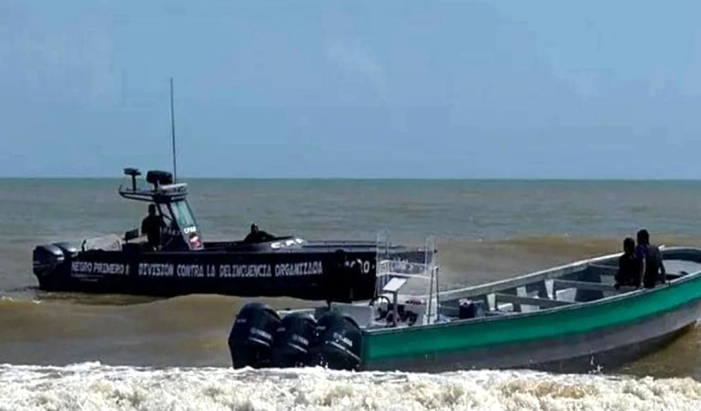 Narcos dejaron abandonado peñero en costas de Falcón