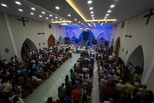 Santa Rita dio inicio a sus fiestas patronales con la bajada de la Virgen del Rosario de Aránzazu. (5)