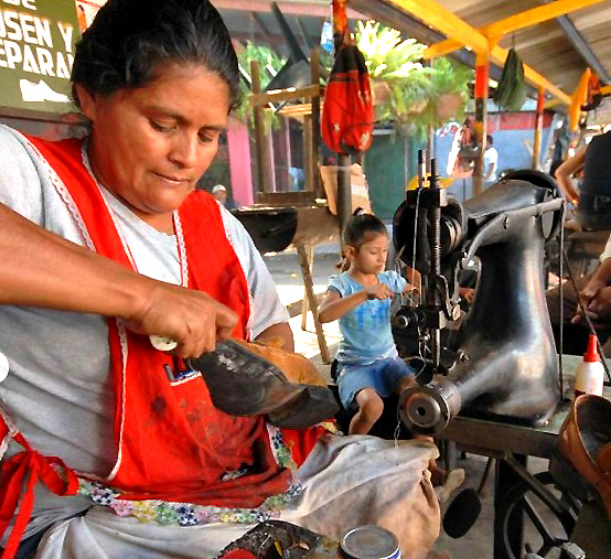 Venezolanos se encuentra fuera de la economía formal