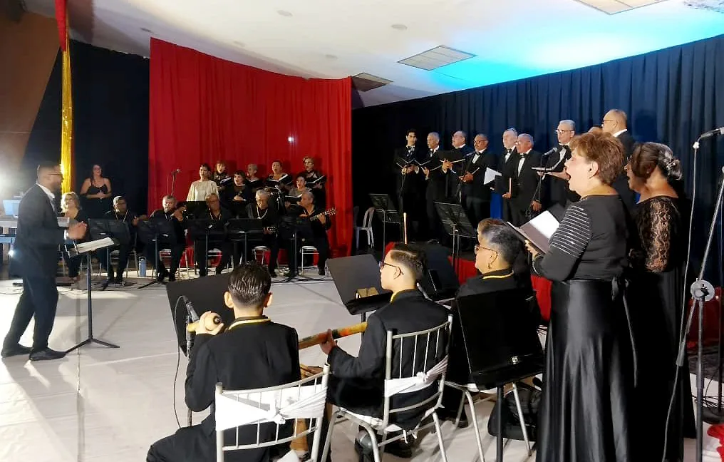 Coral Elías Núñez Beceira de Cabimas celebró 50 años