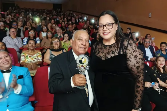 Coral Elías Núñez Beceira 8 R Coral Elías Núñez Beceira de Cabimas celebró 50 años