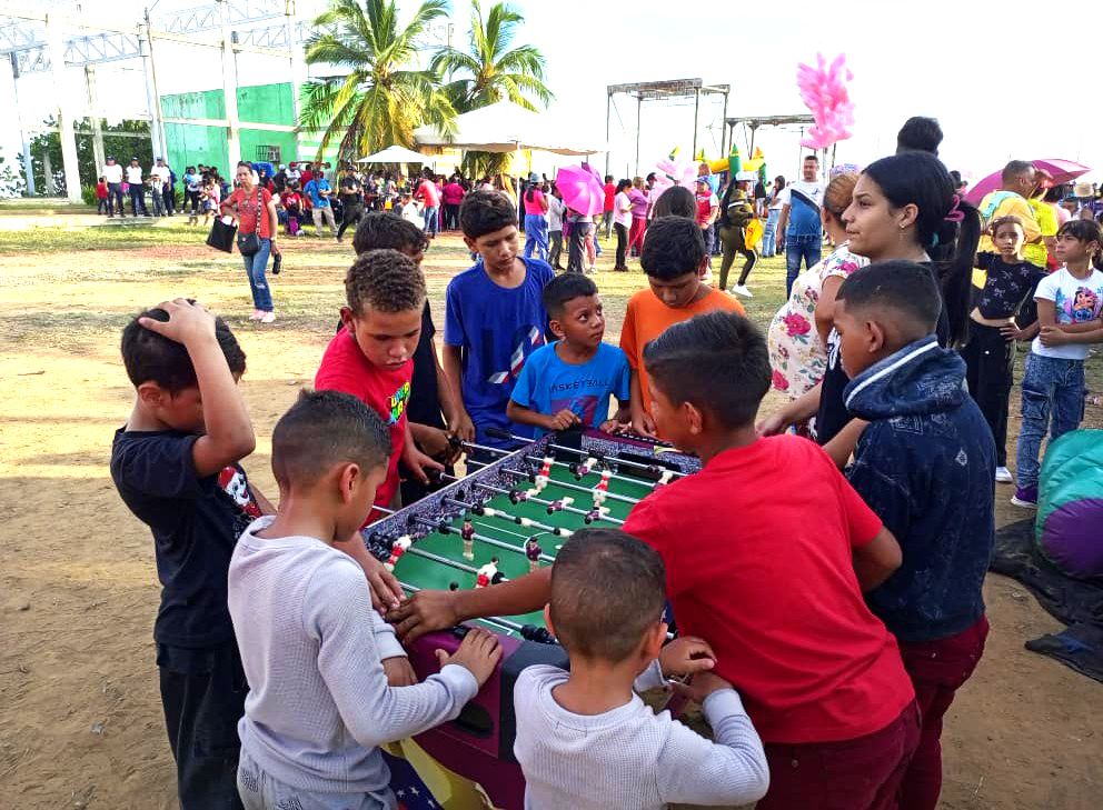 Encuentro Familiar en festividades de la Virgen del Rosario
