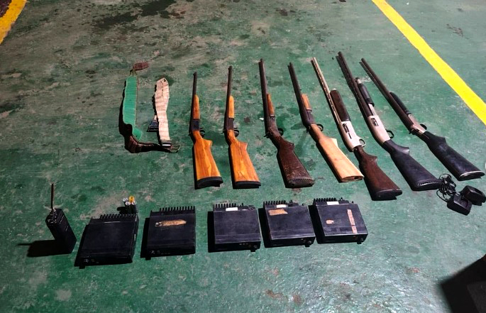 Fanb detuvo a cuatro sujetos con armas de fuego y municiones