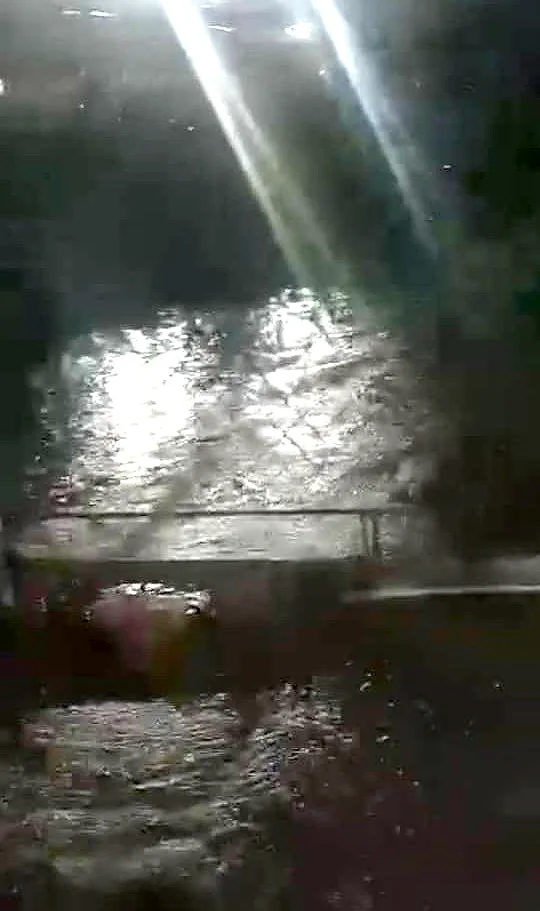 Fuertes lluvias inundan varios sectores de Cabimas 5 r