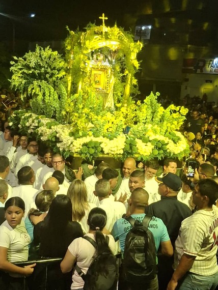 Imagen de WhatsApp 2025-10-07 a las 00.38.58_ee6b0bd3