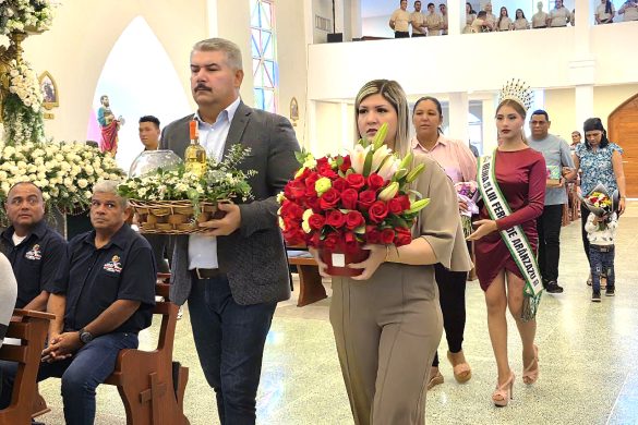 Luis Caldera acompañó solemnidad de la Virgen de Aránzazu 2 R