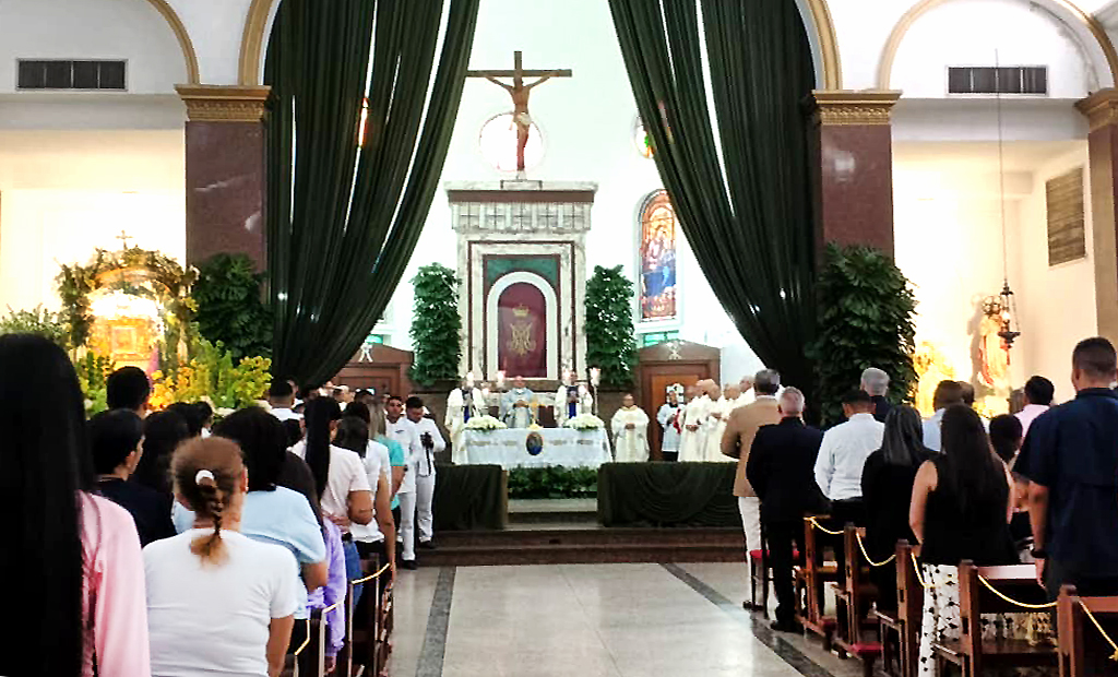 Cabimas celebró el Día de la Virgen del Rosario con Misa Pontifical y procesión