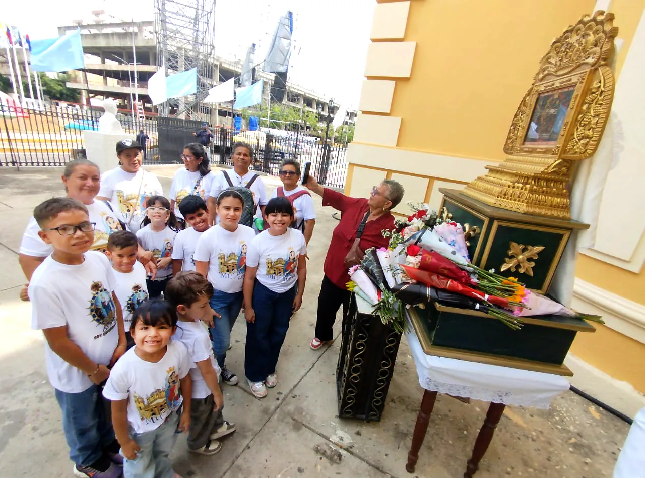Maracaibo se Viste de Fiesta para la Bajada de la Chinita