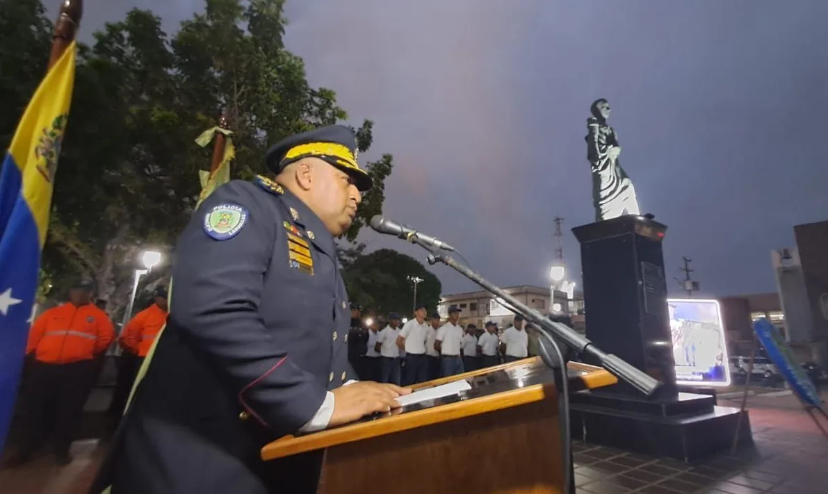 PoliLagunillas celebró sus 30 años de fundación 1 .jpg