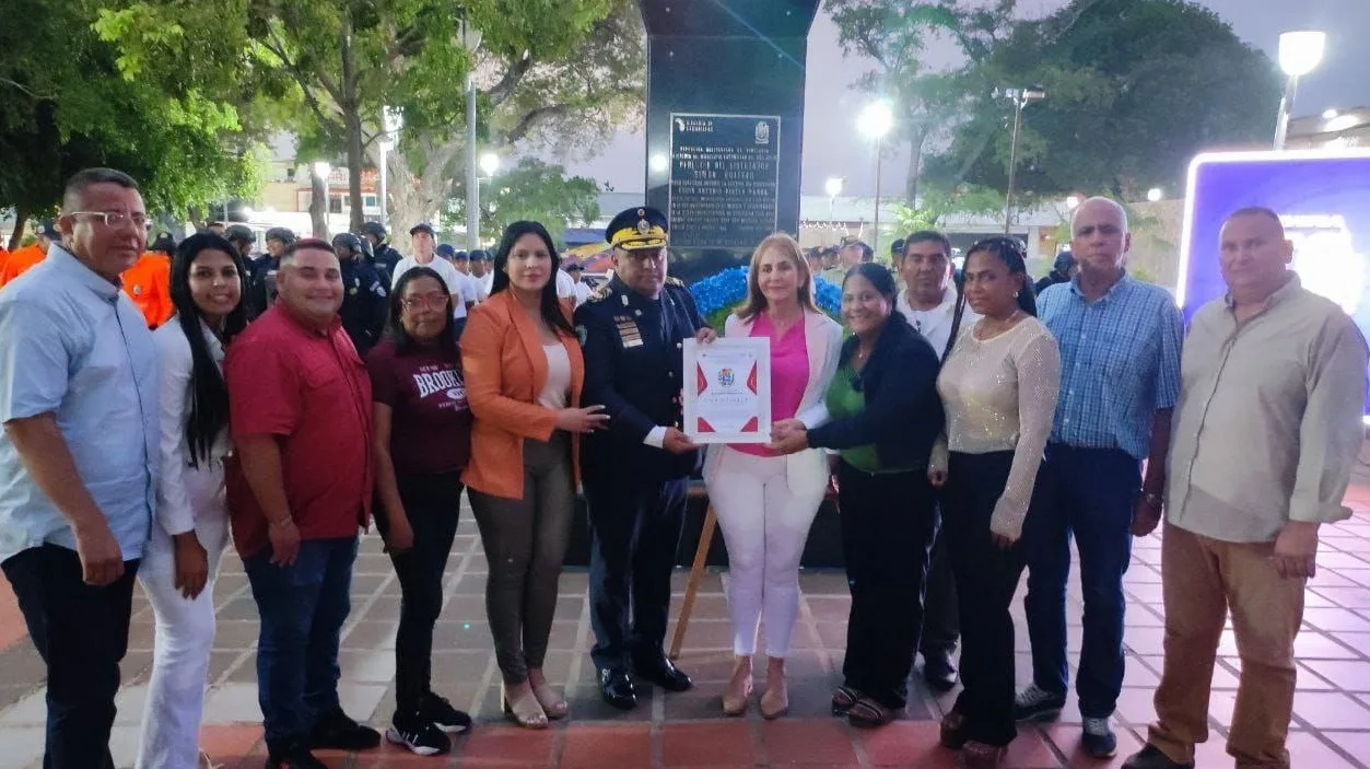 PoliLagunillas celebró sus 30 años de fundación 1 .jpg