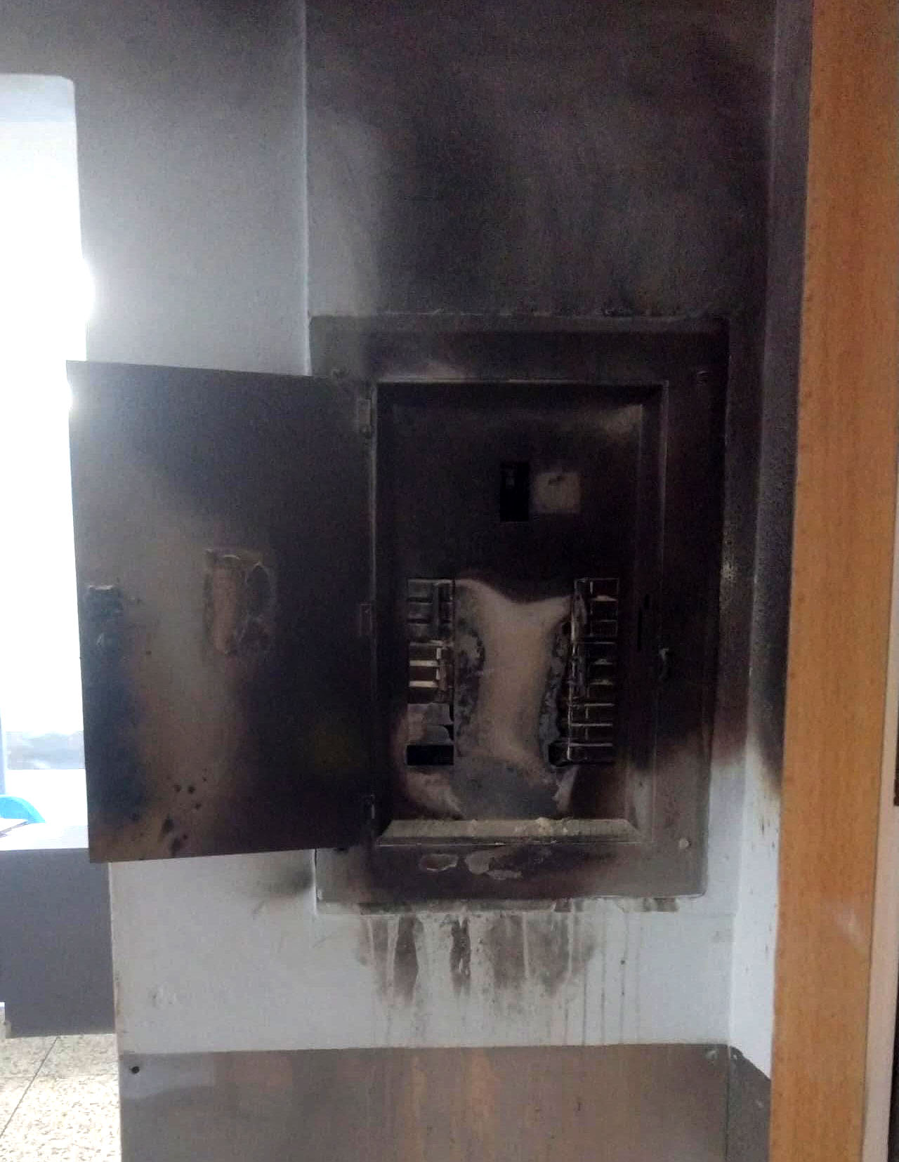 Reparan falla eléctrica en emergencia del Hospital de Cabimas