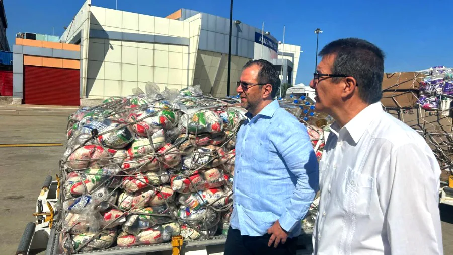 Venezuela envía 46 toneladas de ayuda humanitaria a Cuba y Jamaica