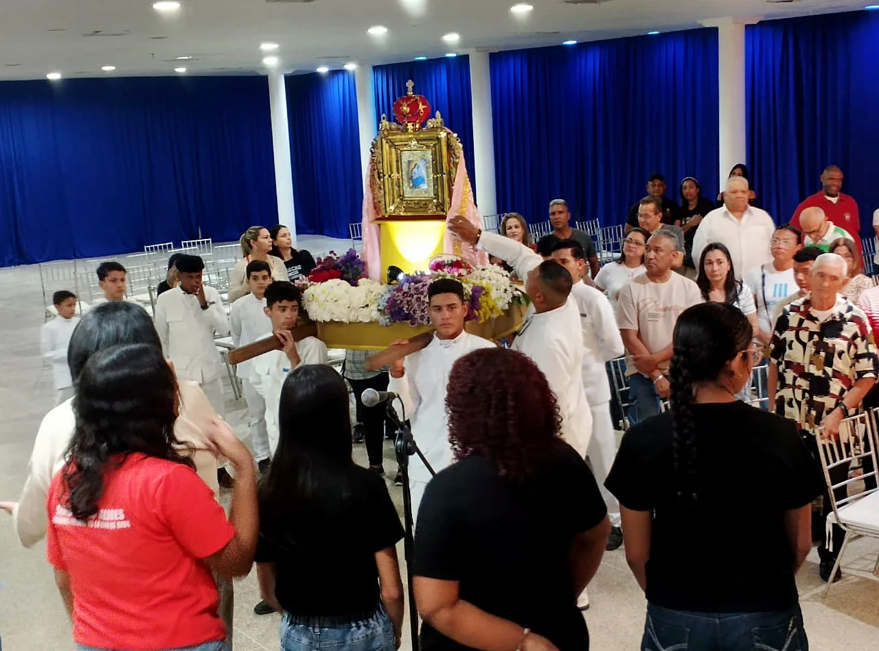 Virgen del Rosario visitó Barranco Show