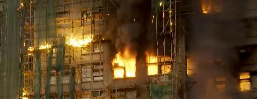 Incendio de complejo residencial en Hong Kong