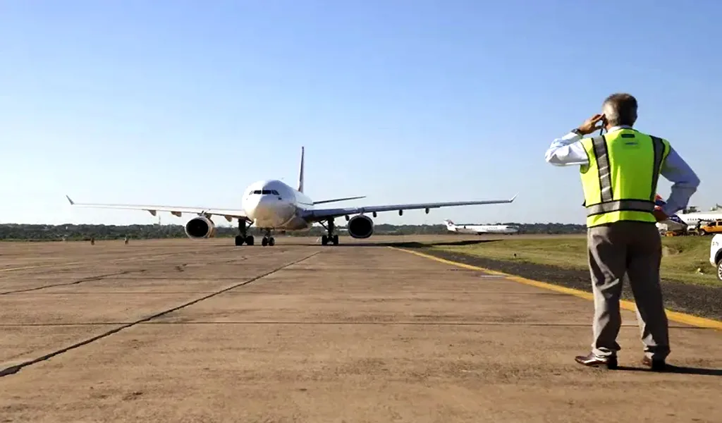 Avianca suspende la venta y operación de sus vuelos desde y hacia Venezuela