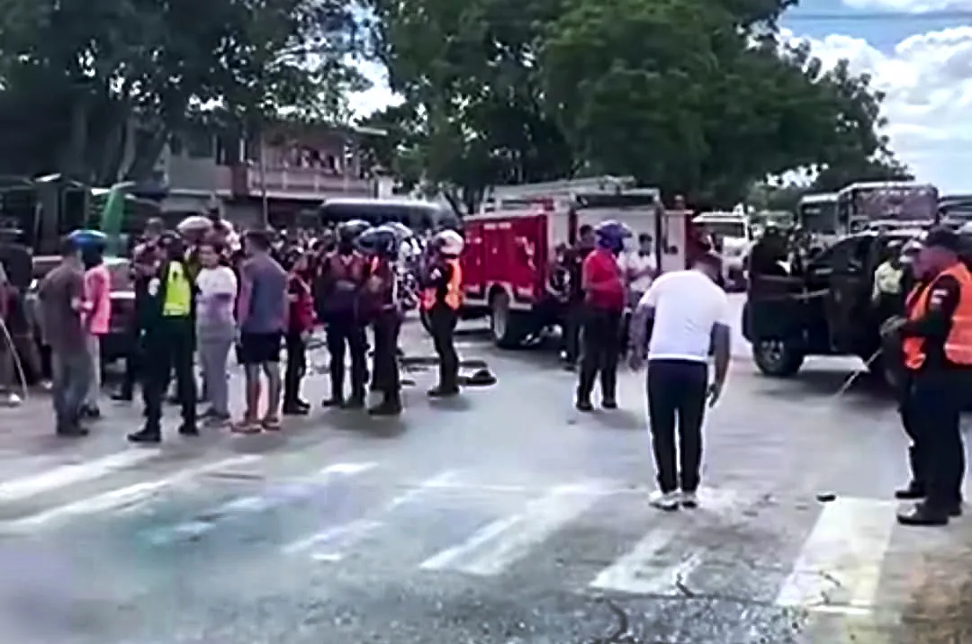 Barquisimeto Tres muertos al chocar una gandola contra una buseta