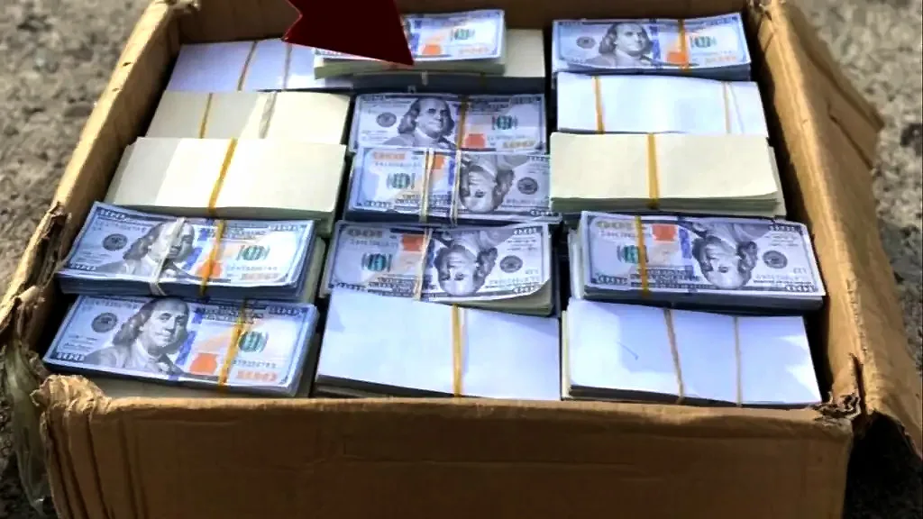 Colombiano fue detenido por la GNB con10 mil 200 dólares falsos