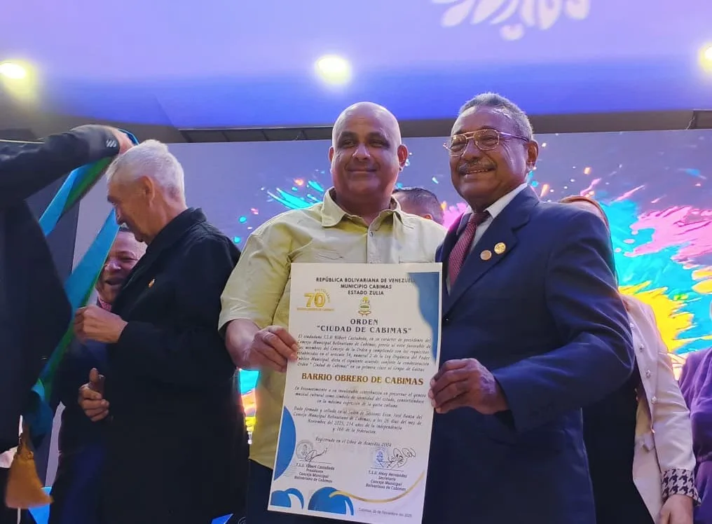 Conjunto Barrio Obrero recibió Orden Ciudad de Cabimas 16