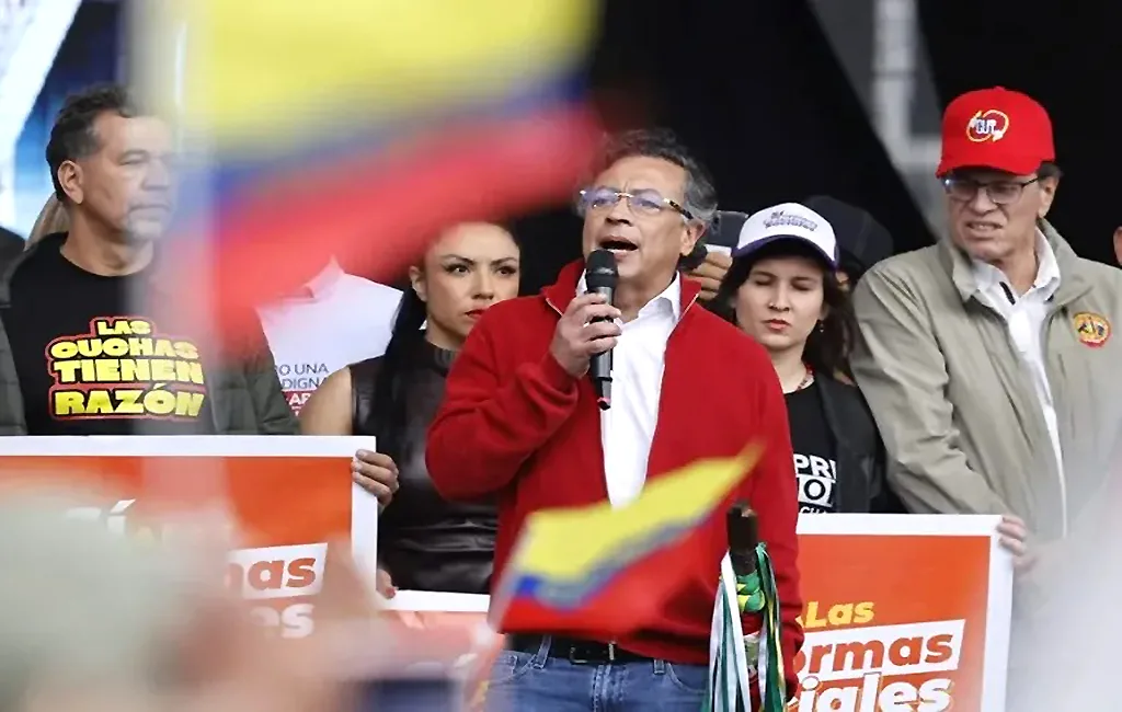 El Consejo Nacional Electoral en Colombia sanciona la campaña de Gustavo Petro