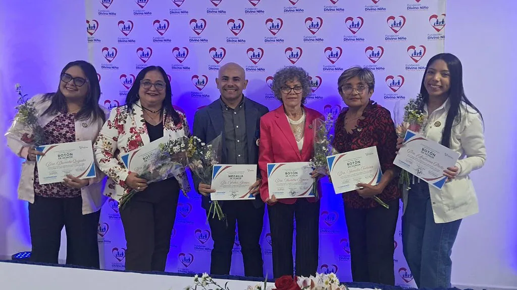 Fundación Divino Niño celebró 26 años con entrega de reconocimientos