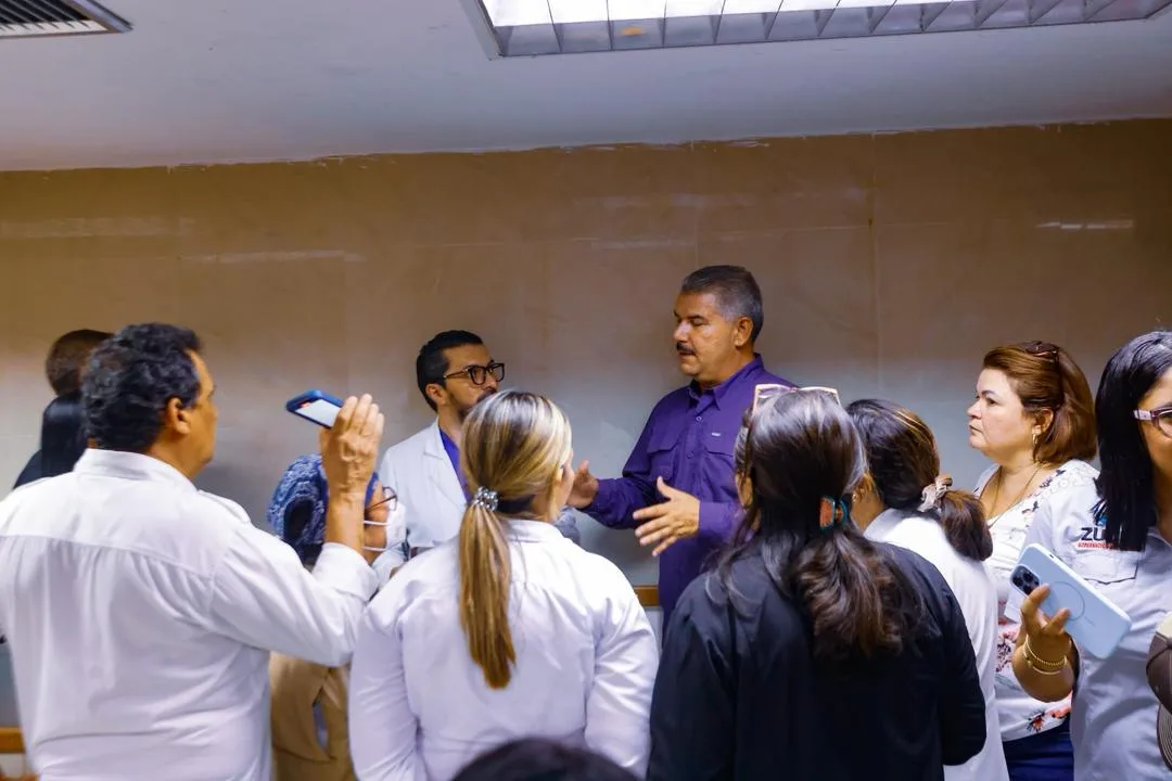 Gobernador Caldera marcó el inicio de la rehabilitación del Hospital Chiquinquirá