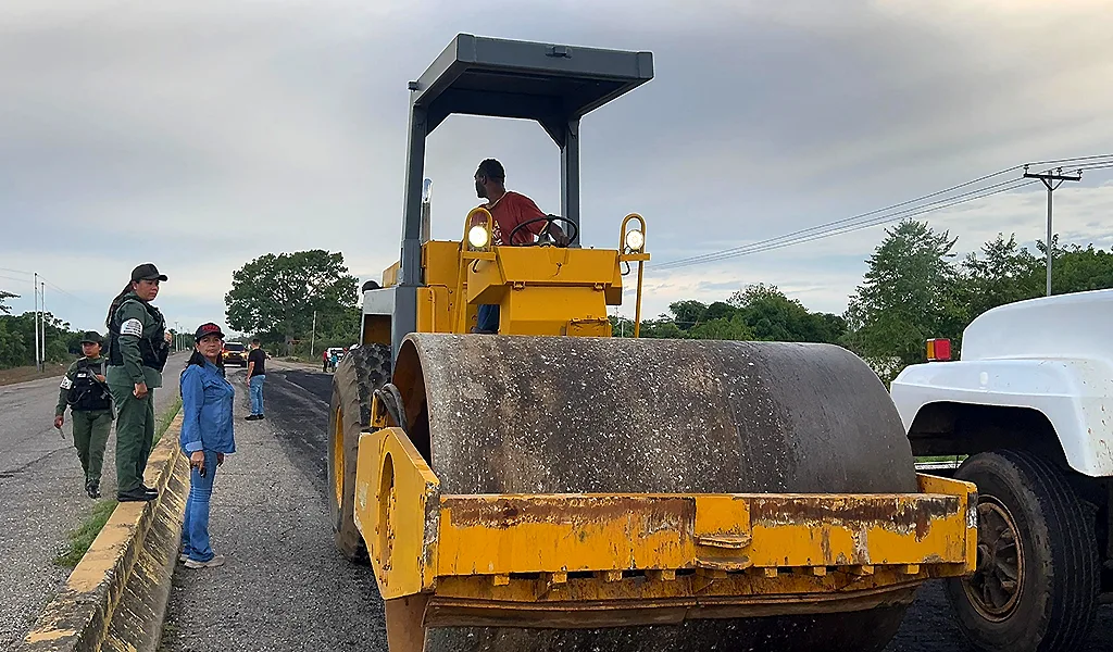 Inició Plan Cayapa de Bacheo en el municipio Valmore Rodríguez