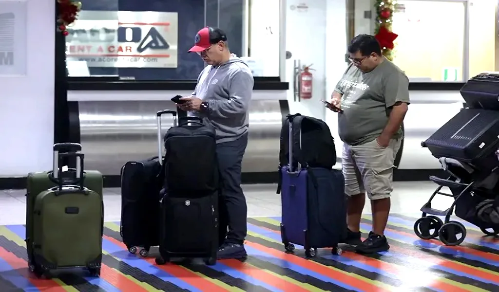 Llega a Venezuela un segundo avión de EE UU con 136 migrantes 