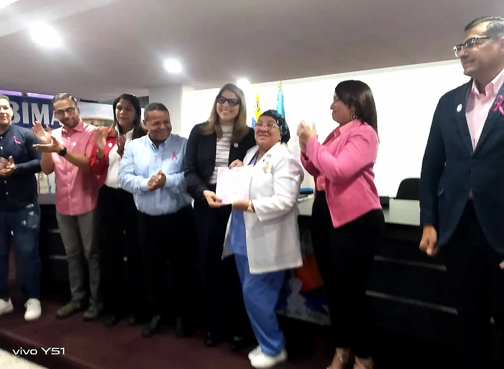 Sesión especial en Cabimas por Mes Rosa