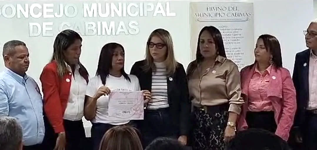 Sesión especial en Cabimas por Mes Rosa