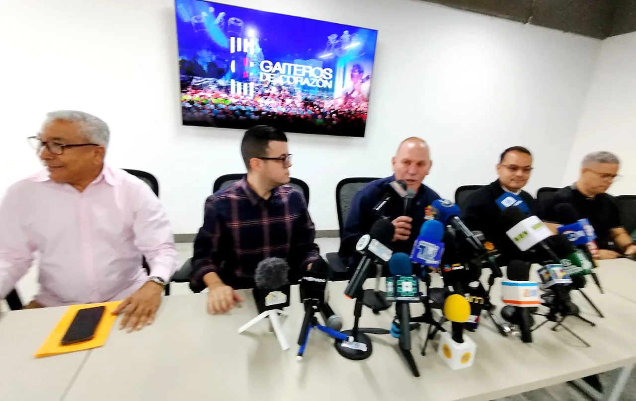 Homenaje a Astolfo Romero en La Basílica