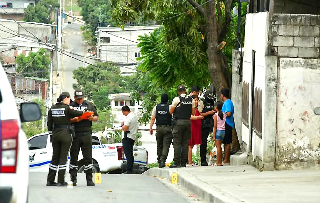 Acribillan a seis personas en una fiesta en Ecuador