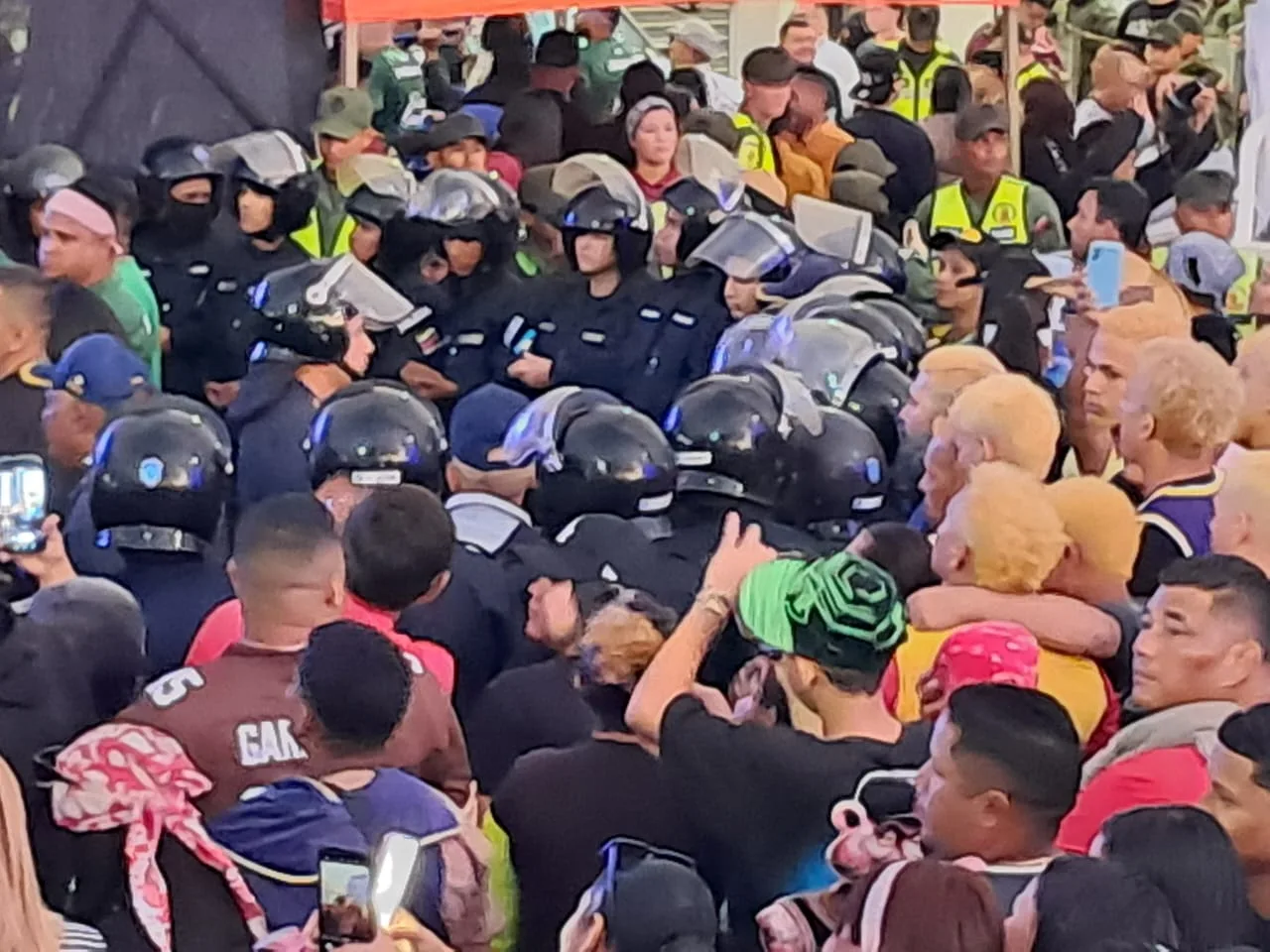 Despliegue de seguridad para la procesión de San Benito 