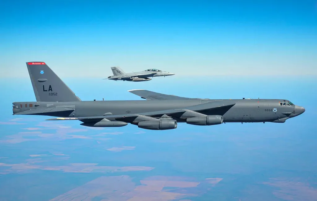 Dos bombarderos B-52 de EEUU volvieron a sobrevolar el Caribe cerca de Venezuela