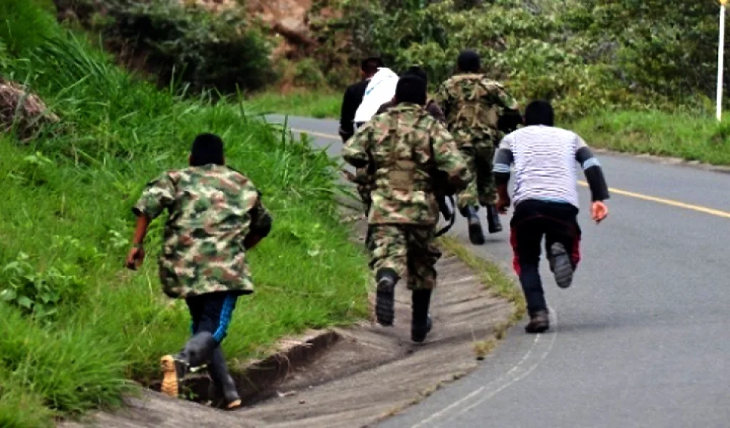 Ejército de Colombia rescata a menor venezolana reclutada por disidencias de las Farc