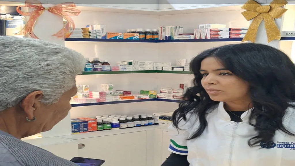 Farmacia Velásquez La Central