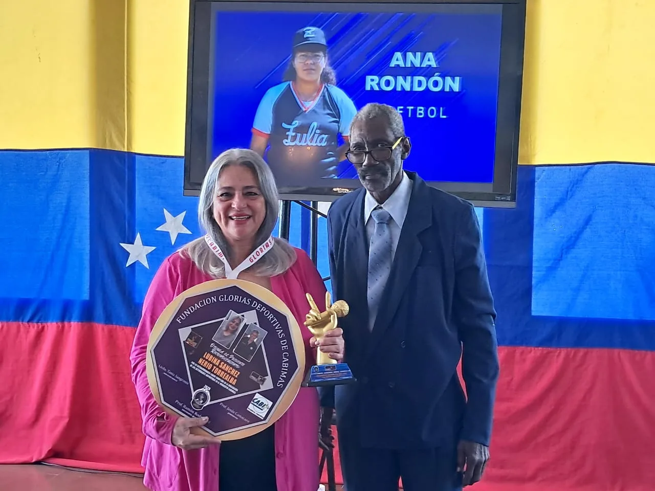 Glorias Deportivas de Venezuela reconoce a El Regional del Zulia 14